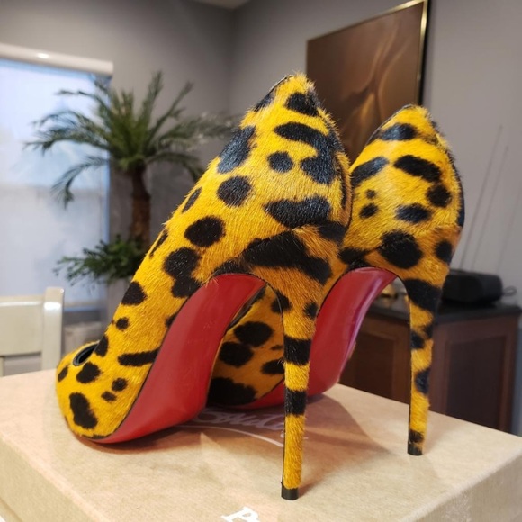NEW Christian Louboutin Kate Genuine Calf Hair Leopard Pointed Toe Pump size 39 - Picture 6 of 12